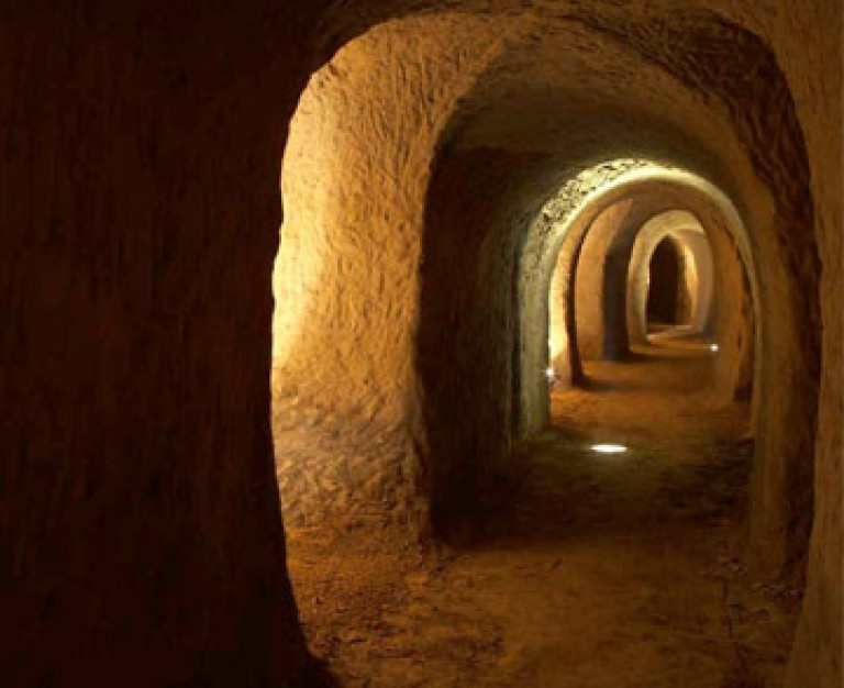 Osimo sotterranea, la Rocca di Offagna e il Vino Rosso Conero